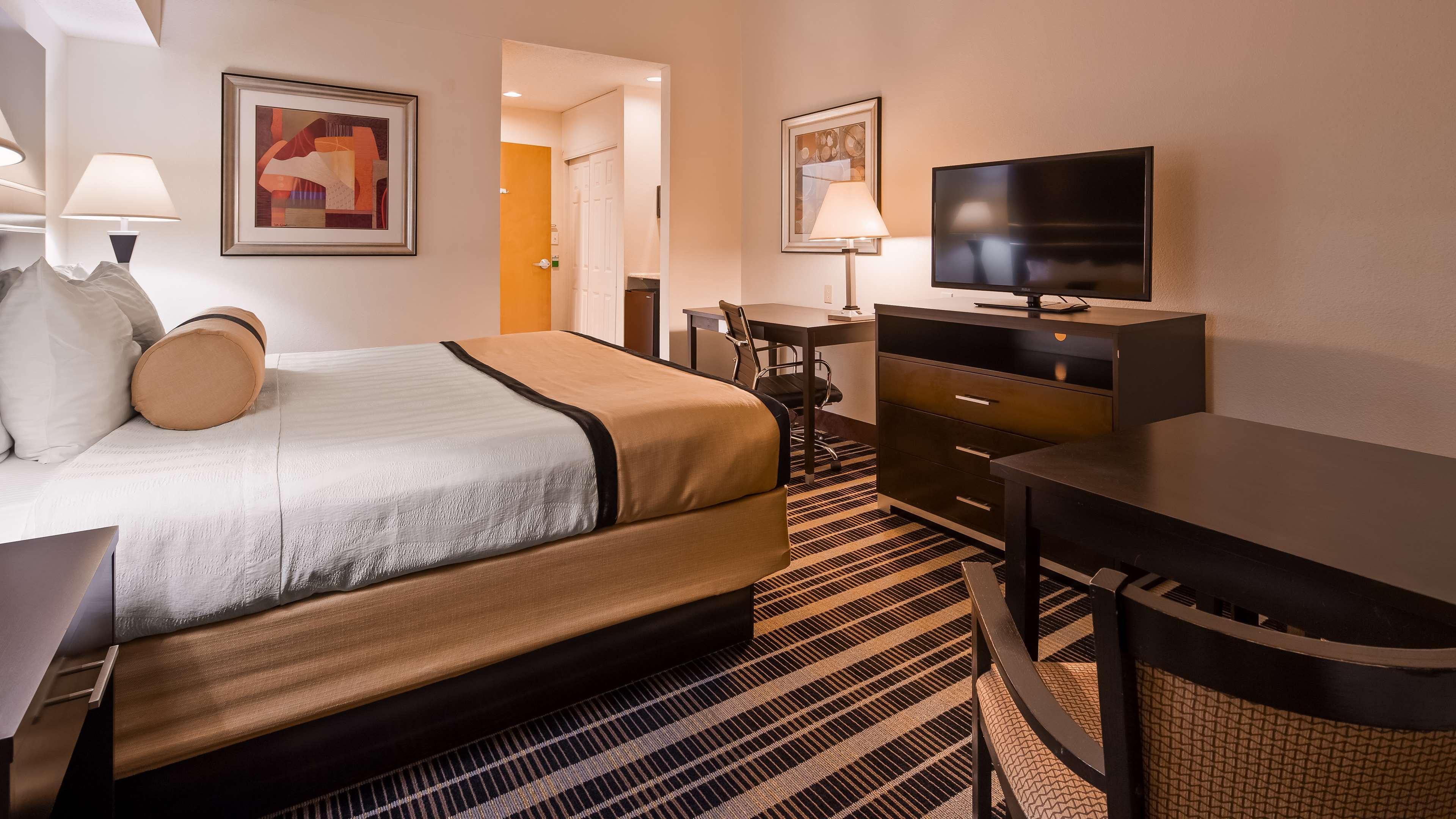 Best Western PLUS Rockwall Inn&Suites Exterior foto