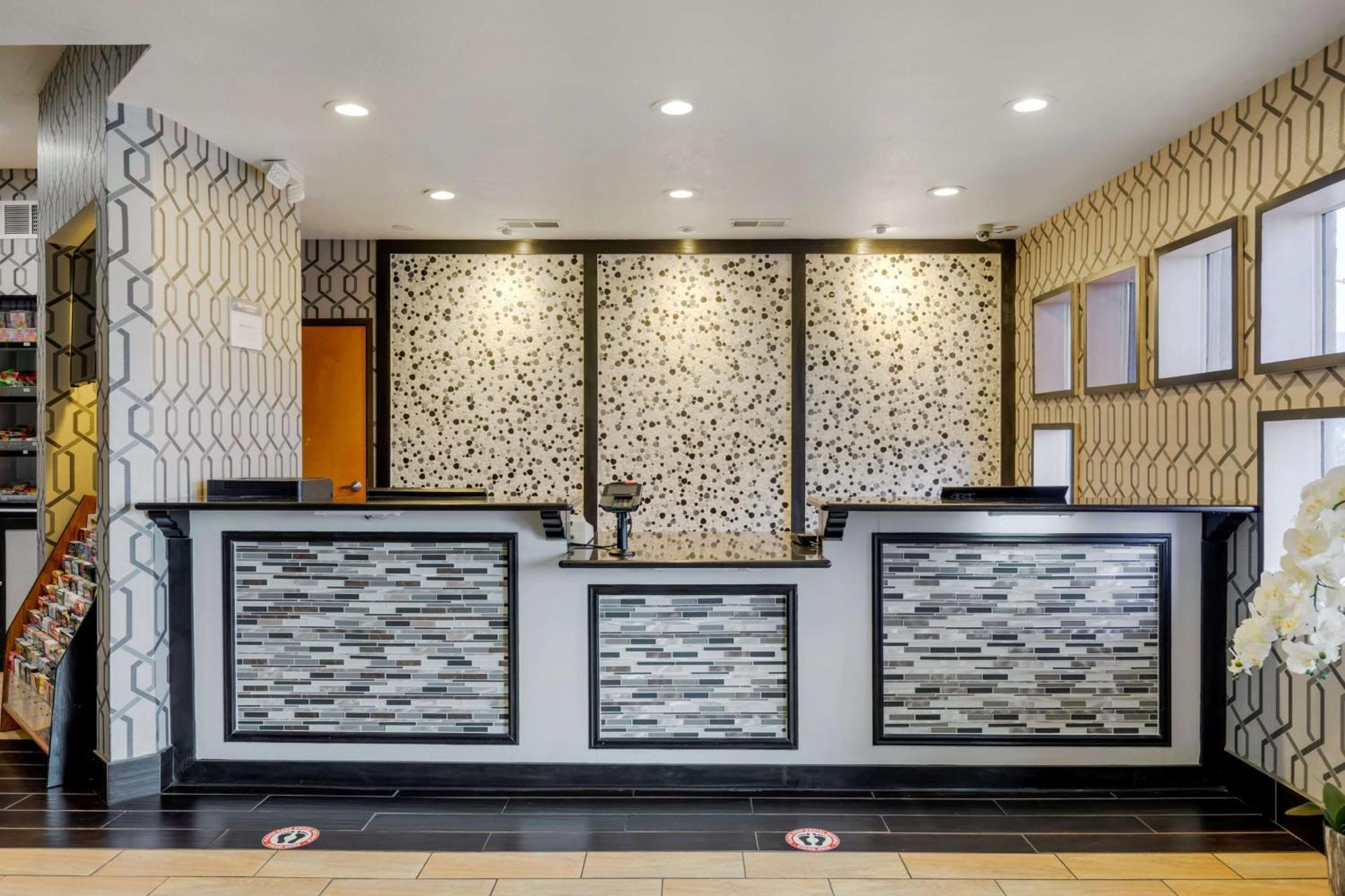 Best Western PLUS Rockwall Inn&Suites Exterior foto