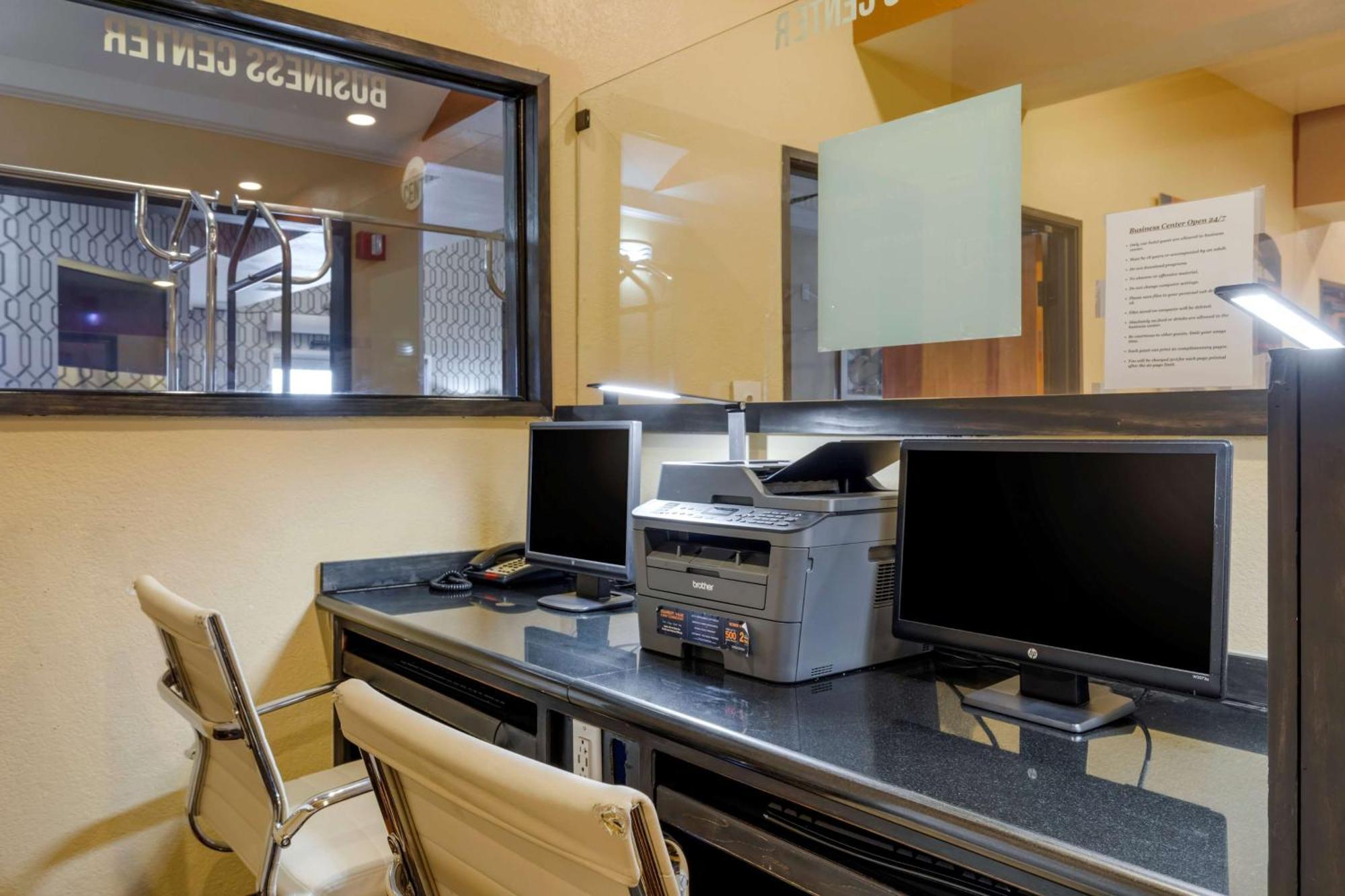 Best Western PLUS Rockwall Inn&Suites Exterior foto